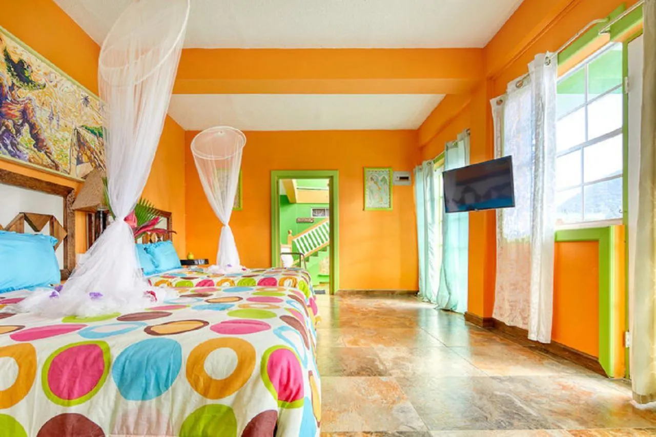 Villa Des Pitons contacts